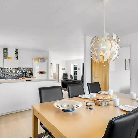 Ansine - 500m From The Sea By Interhome *